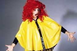 Nina Hagen chante