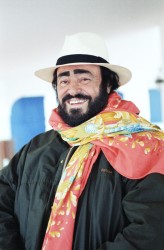 Pavarotti, panama, Toscane, décembre 1999
